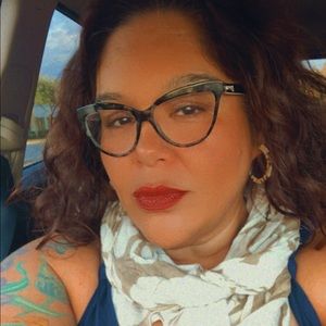 Meet your Posher, Marilyn